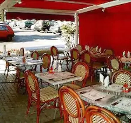 Inter-hotel Saint-jacques Hotel