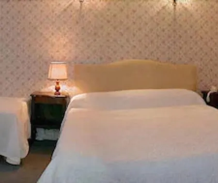 Hotel Inter-hotel Saint-jacques 2*